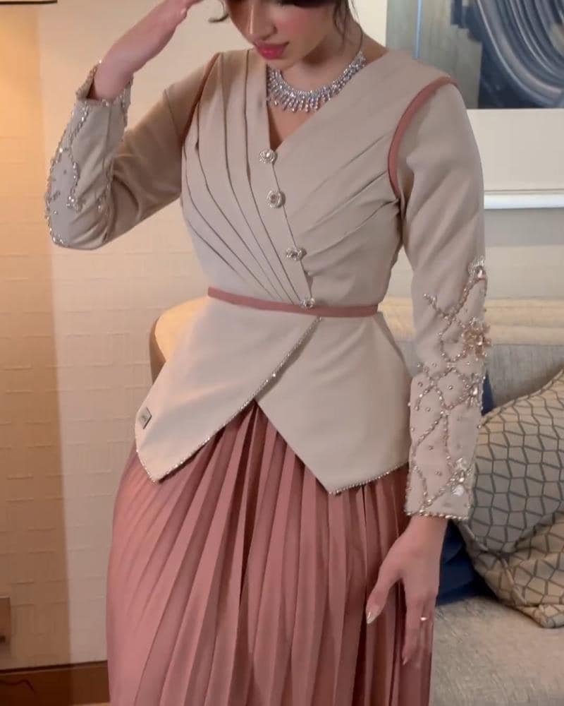 بدلة الاناقه